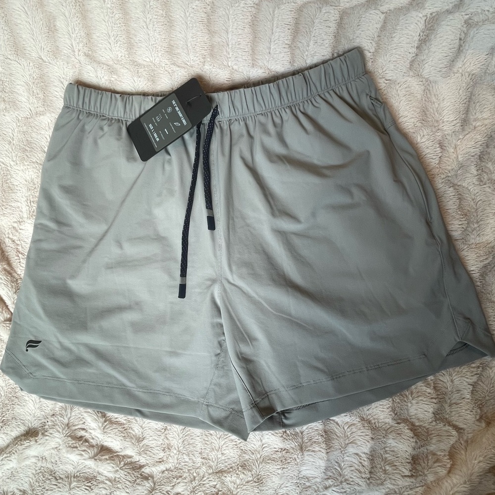 Mens Fabletics THE 5” ONE SHORT (LINED)-size large
